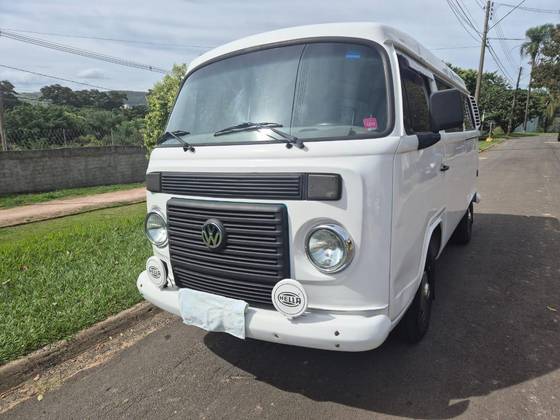 VOLKSWAGEN KOMBI 1.4 MI STD 8V FLEX 4P MANUAL
